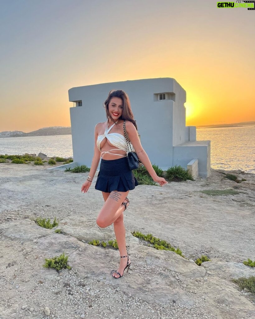 Chloe Veitch Instagram - Sunset chaser ⛅ Valletta, Malta