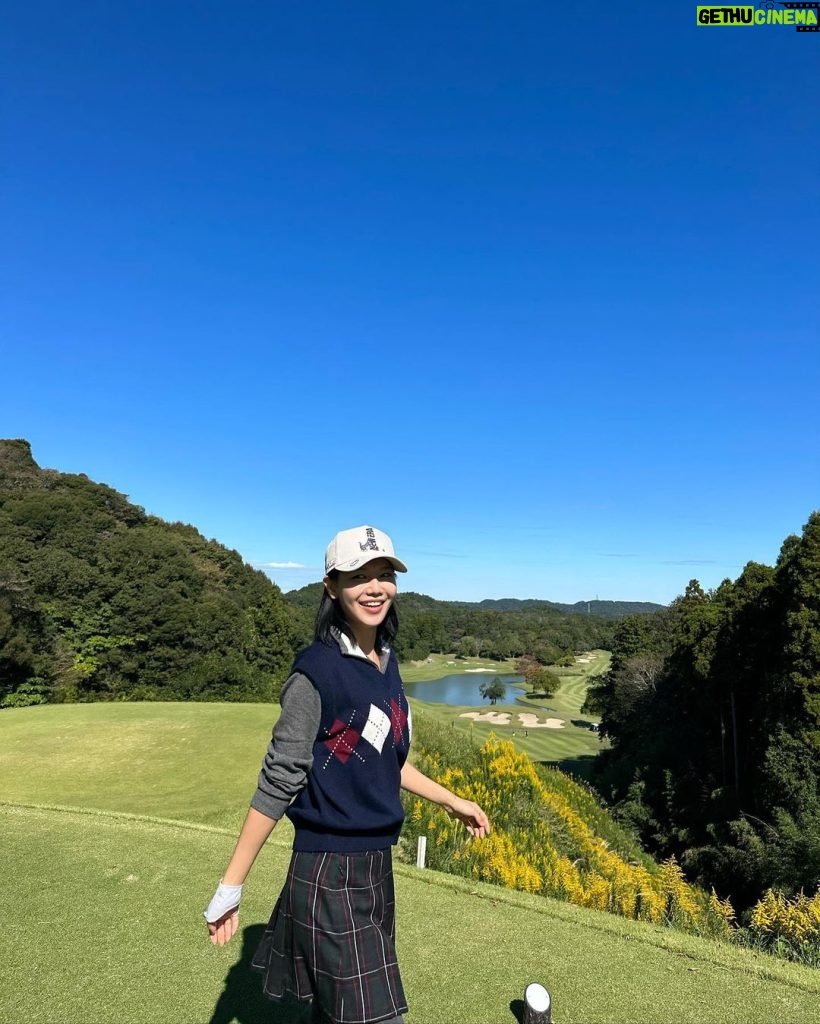 Choi Soo-young Instagram - 🍃🐿️☀️🏌🏻‍♀️⛳️