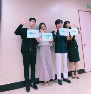 Choi Tae-joon Instagram - 오늘은 대한민국 국가대표팀의 월드컵 경기로 훈남정음은 결방합니다!! 대신 내일 30분 일찍! 9시30분 sbs에서 방송하니 다들 꼭 본방사수해주세요! 대한민국 화이팅 훈남정음 화이팅!!⚽️👍🏻👏🏻