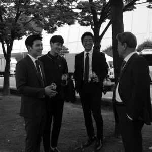 Choi Tae-joon Instagram - 너무나 행복하고 감사했던 수상한파트너 촬영을 마쳤습니다. 오늘 밤 10시 sbs에서 마지막회를 방송합니다.본방사수 아시죠?🙈무더운 날씨에 감독님들 작가님들 스탭분들 배우분들 모두 열심히 촬영했습니다. 모두 정말 수고하셨습니다.
무사히 사고없이 마칠수있게 저희 모두를 응원해주시고 사랑해주신 시청자 여러분 진심으로 감사합니다❤️ 은혁이는 이만 물러갑니다 . 하하하하하x9999