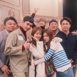 Choi Tae-joon Instagram - 보고싶다 벌써🙊 열이도 소희도..대표님도😂