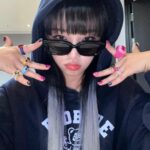 Choi Ye-na Instagram - 플렉스걸🧞‍♂️🧞‍♀️🧞