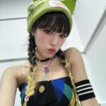 Choi Ye-na Instagram - 오늘의 SMARTPHONE📱 모토로라레이저💚 하두리st..★🧚🌟