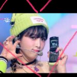 Choi Ye-na Instagram - 오늘의 SMARTPHONE📱 모토로라레이저💚 하두리st..★🧚🌟