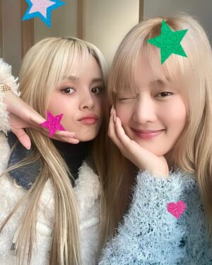 Chonnasorn Sajakul Instagram - It’s beginning to look a lot like Christmas 🎄