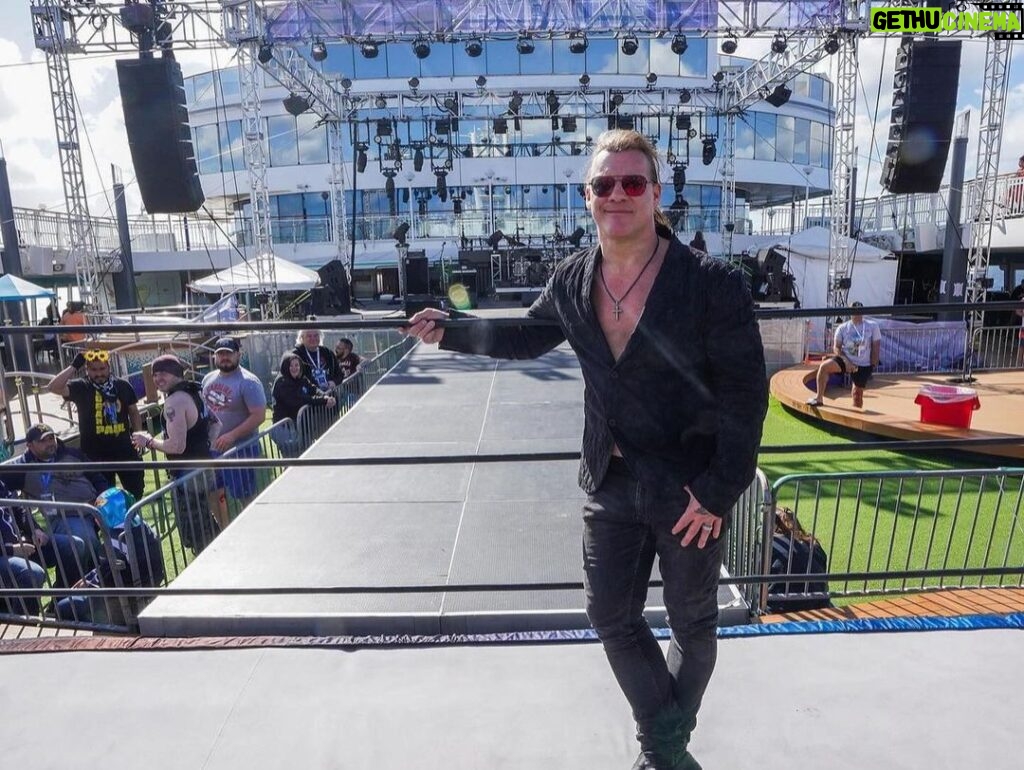 Chris Jericho Instagram - Had such a blast on the #FiveAlive last month and these pix are proof that The @jericho_cruise is the BEST place to hang and make memories with family & friends! So I’m personally inviting YOU to bring YOUR family & friends and join us on the #SixOnTheBeach on Jan 31- Feb 4, 2025! We are almost 85% SOLD OUT, so go to chrisjerichocruise.com for all info before it’s too late!! (📸 by @willbyington ) Puerto Plata, Dominican Republic