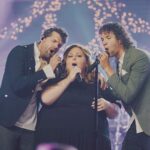Chrissy Metz Instagram - Tonight!! 🎄 Join me, @forkingandcountry, and many others to celebrate a #CMTcrossroads Christmas! 💚❤️ Tune in at 10/9c on @CMT!