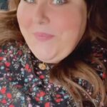 Chrissy Metz Instagram - KENTUCKY! I’ll see you at the @liquor_barn_ky in Louisville & Lexington this weekend (details below) to sign bottles of @joyfulheartwineco! Come say hi 👋🍷🍇… watch to the end for a special surprise 🎶 Friday, Dec 9th - Middletown 2 p.m. – 4 p.m. 13401 Middletown Commons #134, Louisville, KY 40223 Saturday, Dec 10th – Lexington 2 p.m. – 4 p.m. 1837 Plaudit Pl, Lexington, KY 40509 Kentucky