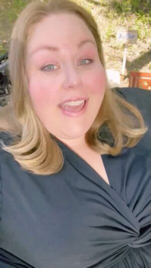 Chrissy Metz Instagram - What will we even do with our Tuesdays after this?? Only two more episodes (aka ONE WEEK) left… trying to make metaphorical lemonade out of emotional lemons here 🍋 #thisisusfinalchapter @nbcthisisus