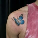 Christian Chávez Instagram - transformación, la belleza, el renacimiento, la esperanza, la libertad, la resistencia y el amor . La mariposa tiene que pasar por un orificio muy pequeño para dejar el capullo, eso es un claro ejemplo que a veces el esfuerzo es exactamente lo que necesitamos en nuestras vidas. Si pasáramos la vida sin ningún obstáculo, nos paralizaríamos, no seríamos tan fuertes como podríamos ser y no podríamos volar. 🦋 The California Dream Tattoos