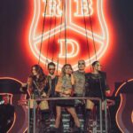 Christian Chávez Instagram - Hoy es el día mundial de RBD !! Gracias a ti esto está más vivo que nunca , me siento honrado de formar parte de una generación de gente soñadora , respetuosa , alegre y que no se da por vencido fácilmente RBD es …su música , sus letras , su mensaje , risas , lágrimas y abrazos RBD eres TÚ !! FELICIDADES 👑