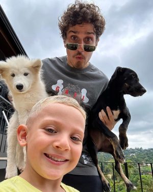 Christian Figueiredo Instagram - olha a selfieeeee papaiiiii 😁📸✨