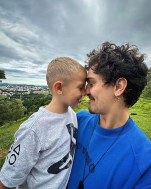Christian Figueiredo Instagram - família, natureza e arte! meu fim de semana ❤️