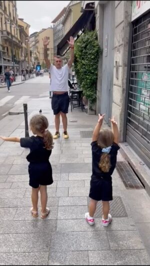 Christian Vieri Instagram - Exercise time 🤸🤸🤸🤸🤸