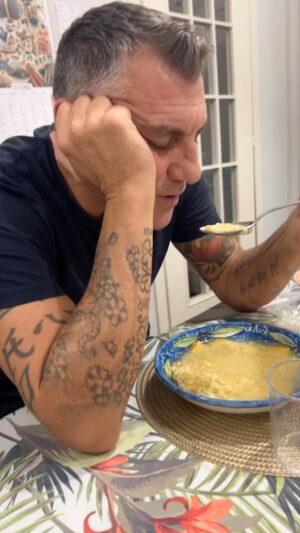 Christian Vieri Instagram - Soup 🍜🍜🍜🍜🍜🥣🍜🍜🍜