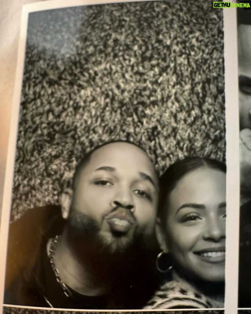 Christina Milian Instagram - Just touched down in London Town 🇬🇧✌🏾❤️ #photobooth London, England, UK