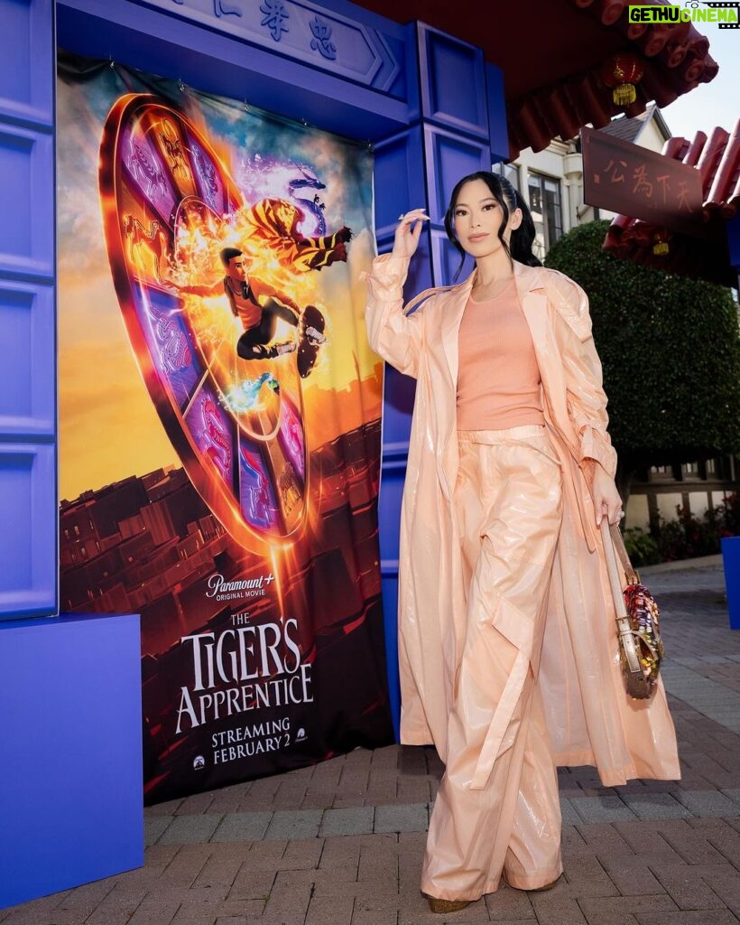 Christine Chiu Instagram - Had the best time celebrating our heritage at the World Premiere of #theTigersApprentice with the amazing cast and filmmakers 🐅🏮 Congrats on such a beautifully made and exciting animated film! #BrandonSooHoo #HenryGolding #MichelleYeoh #LucyLiu, #SandraOh, #BowenYang, #LeahLewis, #KhengHuaTan, #SherryCola, #Deborah S.Craig, #JoKoy, #GretaLee, #DianaLeeInosanto, #PatrickGallagher, and #PoppyLiu What’s your Chinese zodiac superpower? I was born in the Year of the Dog 🐶 @paramountplus 📸 @victoriasirakovaphotographer Paramount Pictures Studios, Hollywood
