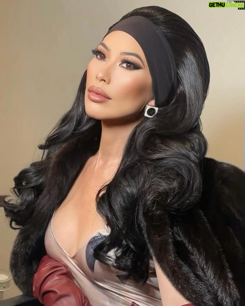 Christine Chiu Instagram - Gonna tell my children she is the leader of the mod. She keeps a gun in her small purse. - @bychrismartin Should we do a glam tutorial? 💄💇🏻‍♀ #mobwives #mobwifeaesthetic #mod Los Angeles, California