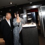 Christine Chiu Instagram - 100 Carats: Icons of the Gem World at The Natural History Museum of Los Angeles 💎 Thank you @nhmla for this special viewing and dinner celebrating the most exquisite and rare gems all weighing 100ct + ! @drchiubhps loved the science surrounding these precious natural treasures of the earth AND that nothing was for sale 😆😅🤣🤣 All I want for Christmas is world peace and Jonker 1 - the 125.35ct flawless D colored diamond first discovered in 1934. The rough crystal was over 726 carats and was cut into 13 distinct stones. The Jonker is the largest. The gem was purchased by the king of Egypt in 1949 and disappeared in 1952. in the 1970s the gem reappear under the ownership of Queen Ratna of Nepal. It was then sold to an anonymous buyer who remains so until today. Guess which stone in slide 9 is the world’s most rare? exhibition is open to the public on December 8th! 📸 @victoriasirakovaphotographer Natural History Museum of Los Angeles County