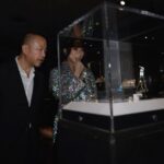 Christine Chiu Instagram - 100 Carats: Icons of the Gem World at The Natural History Museum of Los Angeles 💎 Thank you @nhmla for this special viewing and dinner celebrating the most exquisite and rare gems all weighing 100ct + ! @drchiubhps loved the science surrounding these precious natural treasures of the earth AND that nothing was for sale 😆😅🤣🤣 All I want for Christmas is world peace and Jonker 1 - the 125.35ct flawless D colored diamond first discovered in 1934. The rough crystal was over 726 carats and was cut into 13 distinct stones. The Jonker is the largest. The gem was purchased by the king of Egypt in 1949 and disappeared in 1952. in the 1970s the gem reappear under the ownership of Queen Ratna of Nepal. It was then sold to an anonymous buyer who remains so until today. Guess which stone in slide 9 is the world’s most rare? exhibition is open to the public on December 8th! 📸 @victoriasirakovaphotographer Natural History Museum of Los Angeles County