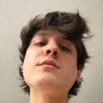 Christopher Vélez Instagram - Creo que necesito un corte de pelo… 😅 ustedes que dicen? Miami, Florida