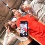 Chutavuth Pattarakampol Instagram - มาเรียนเต้นเพลง 'LALISA' กับ Choreographer Bini 🐰ที่ร่วมงานกับ BLACKPINK เรามันก็เต้นไม่เก่งแต่สู้ตายค้าบบ😊✌🏻 @seoul_hallyu #VisitSeoul #Hallyu YGX