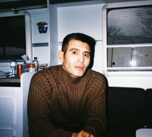 Cihangir Ceyhan Instagram - 90’s hele bakın kim gelmiş 🏋🏻‍♂️