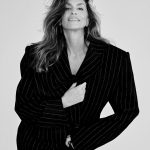 Cindy Crawford Instagram - Loved working with @yutsai88 on the latest cover of @esmagazine –– the Beauty and Health issue, out now ❤️@melaniemakeup @robsalty @petraflannery