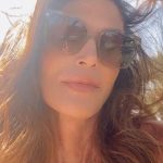 Cindy Crawford Instagram - @yaleaeyewear summer 🧡 #yaleaisme