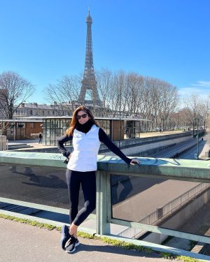 Cindy Crawford Instagram - Postcards from Paris 💌