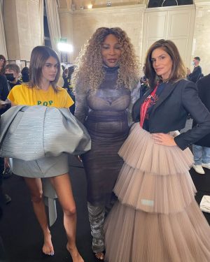 Cindy Crawford Instagram - Postcards from Paris 💌