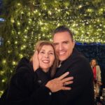 Claudia Álvarez Instagram - Puedo decir que todo el mes de Diciembre es mi época favorita, más que mi cumpleaños q es en Oct... El tener tradiciones en familia es de las cosas más importantes para mi. El ver a la gente que mas amo, agradecer, compartir, crear momentos que se quedan en mi para siempre, recapitular lo sucedido en el año y la ilusión de lo que vendrá hace que disfrute cada día de ésta época. Hoy solo puedo agradecer por tener a mi familia unida, por tener a mis 3 hijos que son la bendición más grande que me pudo dar Dios, por mi esposo que es el hombre que más admiro y amo. Espero que todos hayan tenido una noche hermosa con su familia o amigos y que su círculo de apoyo cada día sea más fuerte! Feliz Navidad a todos!!! 🎄🥰
