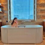 Claudia Álvarez Instagram - Relajarme es también parte del viaje... Gracias @thepeninsulatokyo amé volver a estar con ustedes, es extraordinario el servicio, la comida, los detalles y la comodidad de sus hoteles! Que bonito se siente q se acuerden que nos hospedamos aquí hace casi 7 años en mi luna de miel!!! #ThePeninsulaTokyo The Peninsula Tokyo / ザ・ペニンシュラ東京
