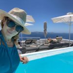 Claudia Gerini Instagram - Giusto il tempo di un bagno e torno di corsa a Roma🥺😩😅 #blu #greece ❤️buona settimana a IOS al mio amore Rosa @_jeuxdeau_ Oia, Santorini -Greece-