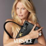Claudia Schiffer Instagram – I feel fearless in Versace, fearless and free. Love to @donatella_versace and my Versace family.
#VersaceSS24 #VersaceMedusa95