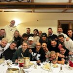 Clementino Instagram - L’ultima cena…. Dell’anno!!!!! 🎉🎊🍝 Questa notte spacchiamo Potenza! 🩵🔥 Potenza (PZ)