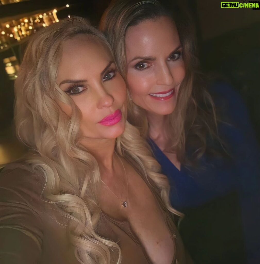 Coco Austin Instagram - Had such a blast at @desertridgeimprov and @copperblues_desertridge .. Saw the awesome @chriskattanofficial and met his fiance @marialibriofficial .. Fun night with the fam!! If your in Arizona check this place out.. You can go see a show at the comedy club then afterwards listen to live music,drink and dance . What a fun cool night! Thank you to long time friend @johnsonvilleaz for making this happen 🙏 ❤️ 💕 BTW the blonde in the second to last pic is my cousin @statt.hagan its her birthday 🎂 Copper Blues Desert Ridge