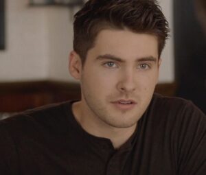 Cody Christian Instagram - We’re back tonight ☺️☺️☺️
@cwallamerican