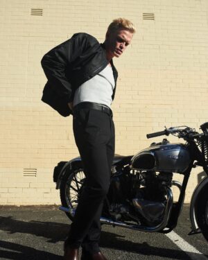 Cody Simpson Instagram - All the classics x @myer

By the incomparable @jamie_.green