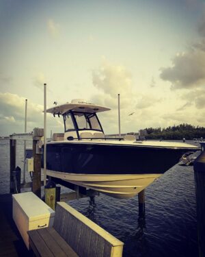 Cole Hauser Instagram - My new baby has arrived! Thx @teamscoutboats for this beauty 🇺🇸 @hukgear for the fishing gear!