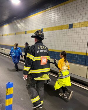 Cole Hauser Instagram - Amazing morning here in NY with everyone @tunnel2towers @nyfd9_11 @brandon.adam.19 #usastrong🇺🇸 #neverforget @fdny @nypd