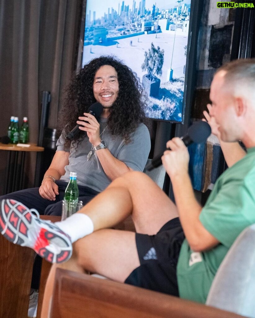 Cole Walliser Instagram - Packed house speaking for New Trends Society at Neuehouse this week. I truly love sharing my thoughts and experiences in long form conversations. Hopefully we can push some clips out from the podcast here too! Can’t wait to do some more of this. Venice Beach, California