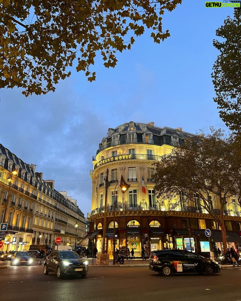 Coleen Garcia-Crawford Instagram - I still have so many photos from France that I haven’t shared. Let’s see how many of them I can post before the year ends. 🤪 Paris, France