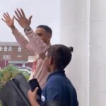 Common Instagram - This is what I’m talking about! This is what.beauty looks like! Starting your day with positive vibes goes a long way. It sets the tone for your mindset. A special s/o to @unklearnold for teaching and uplifting these kids. This is the change we need. This is us rising together! #Make1Change #WeRiseWell.