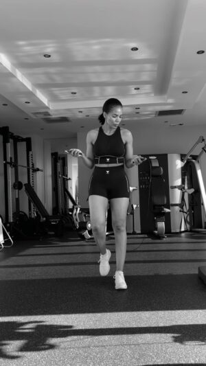 Connie Ferguson Instagram - This is 53!😬
5 + 3 = 8
#infinityandbeyond❤️ 
#spirit

#iconniecfit
#spiritmindbodyhealth❤️ 

Speed challenge! Dammit this was hard!🙆🏽‍♀️😂 First try. Will keep practicing. My target is to do a combo the length of the song!😳 Watch this space!😉😬❤️

#iconniecfit
#spiritmindbodyhealth❤️
