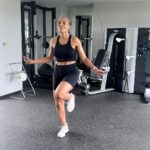 Connie Ferguson Instagram - Faster pace faster pace!🤣 Chai!🙆🏽‍♀️ This was a lot harder than it looks!😩 But so much fun!😬 While all of you are out there painting the town red, I’m out here learning a new skipping routine inspired by @jumpropesisters 🤣 On that #jumpingforjoy tip!😂🤷🏽‍♀️ I LOVE skipping!😍😍😍 Happy Valentines Day my CHAMPS!❤️ #iconniecfit #fitisthenewcool #strongisthenewsexy #mindbodyspirithealth❤️