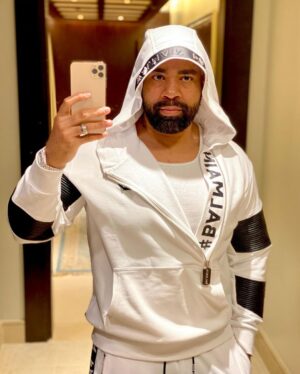Connie Ferguson Instagram - XIII 
🕯🤍
#kingSHO👑❤️
#liveloveleavealegacy👑❤️