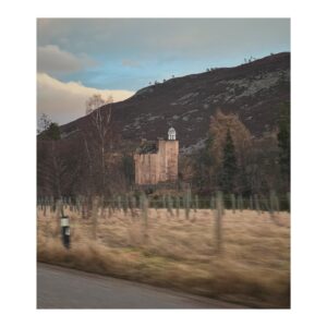 Connor Swindells Instagram - 🏴󠁧󠁢󠁳󠁣󠁴󠁿 

Dreaming of a castle of my own, upon a magical Munro’s craggy climb.