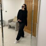Coralie Porrovecchio Instagram - Merci @prettylittlething de m’avoir accompagnée en cette fin d’année 2023🤍 Petite astuce pour 2024 : vous pouvez payer en 3 fois facilement et sans intérêt sur @prettylittlething avec @klarna 🦋 Conditions et critères sur sur l’appli Klarna