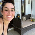 Coralie Porrovecchio Instagram - Premier jour à Zanzibar avec mes nouveaux meilleurs amis 🤍💚 On vit un rêve éveillé Zanzibar - Afrique .